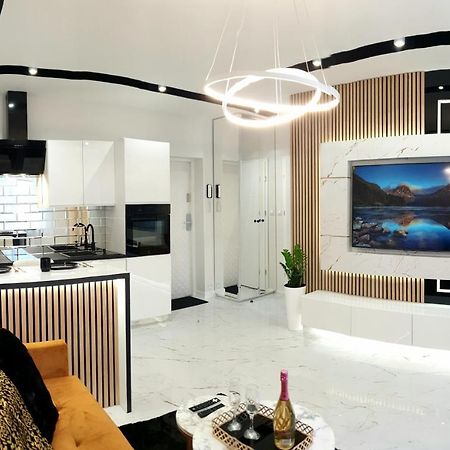 Vip Room 2+2 Конін Екстер'єр фото